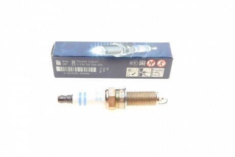 Свічка запалювання YR7SII33U IRIDIUM (KIA OPTIMA 2.0 12-) BOSCH 0 242 135 548