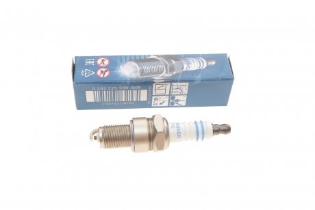 Свеча зажигания WR9DCE 0.8 NICKEL (LADA SAMARA, NIVA) BOSCH 0 242 225 599