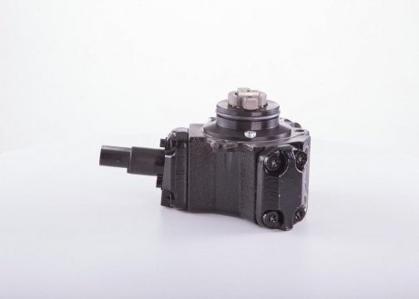 Топливный насос common rail BOSCH 0 445 010 272 (фото 1)