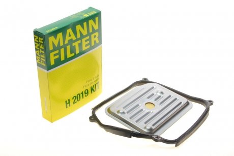 Фільтр масляний АКПП VW GOLF III, IV 91-06, SKODA OCTAVIA I з прокладкою MANN H 2019 KIT