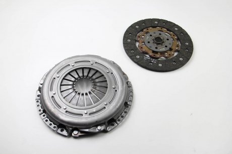 Сцепление FORD MONDEO IV, VOLVO S60, V70 1,6DTCi 10- SACHS 3000 970 037